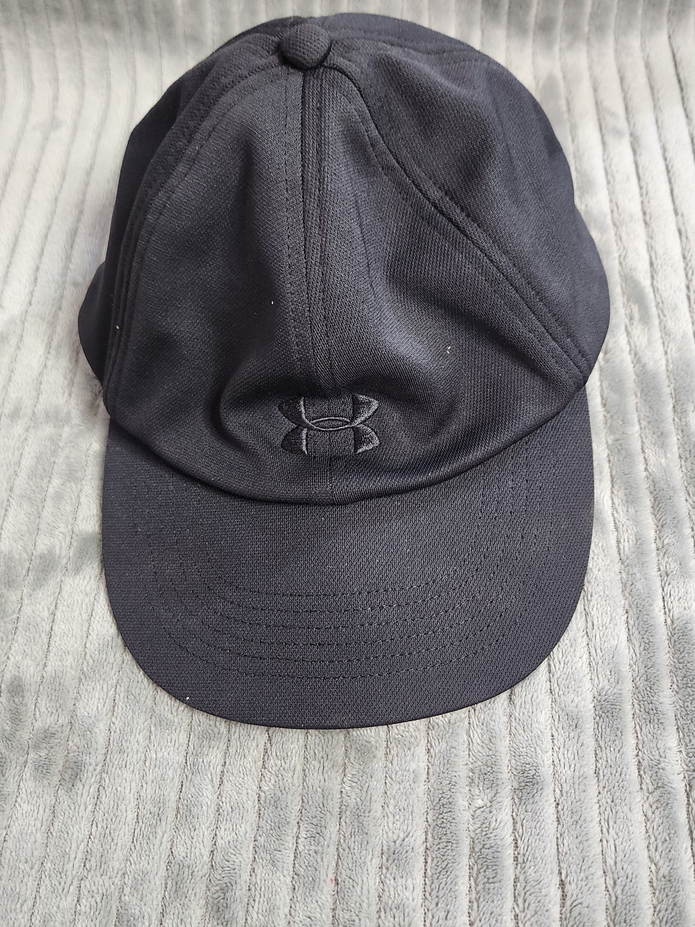 Under Armour UA free fit Black Performance Baseball Cap style one size